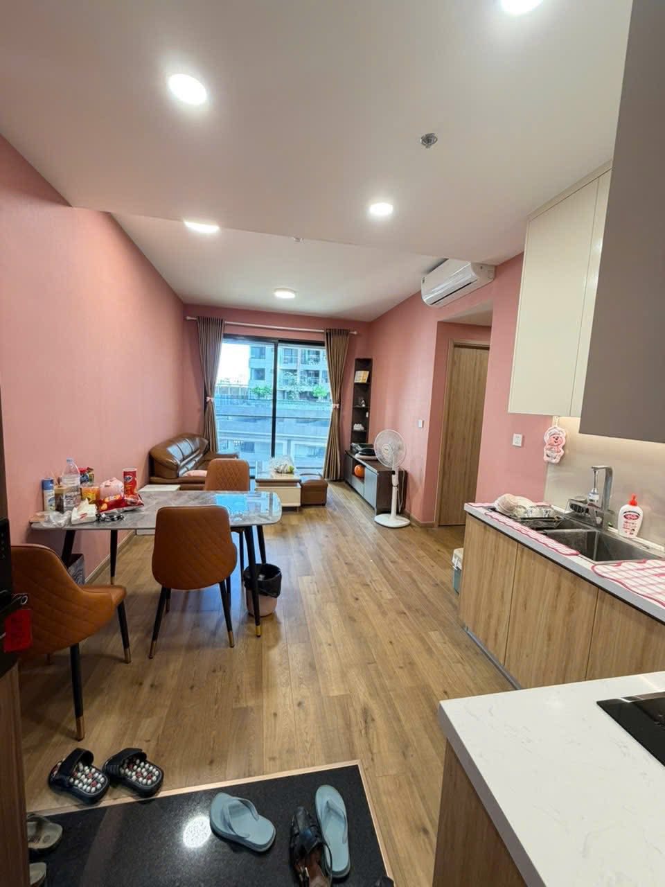 Cho thuê căn hộ Quận Bình Tân, Căn Hộ Akari City , 2PN, 81m2, giá thuê 14 triệu/tháng.