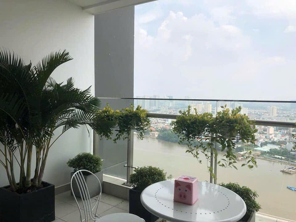 Cho thuê căn hộ Bình Thạnh, căn hộ Vinhomes Central Park, 4PN, 188m2, giá thuê 68 triệu/tháng.