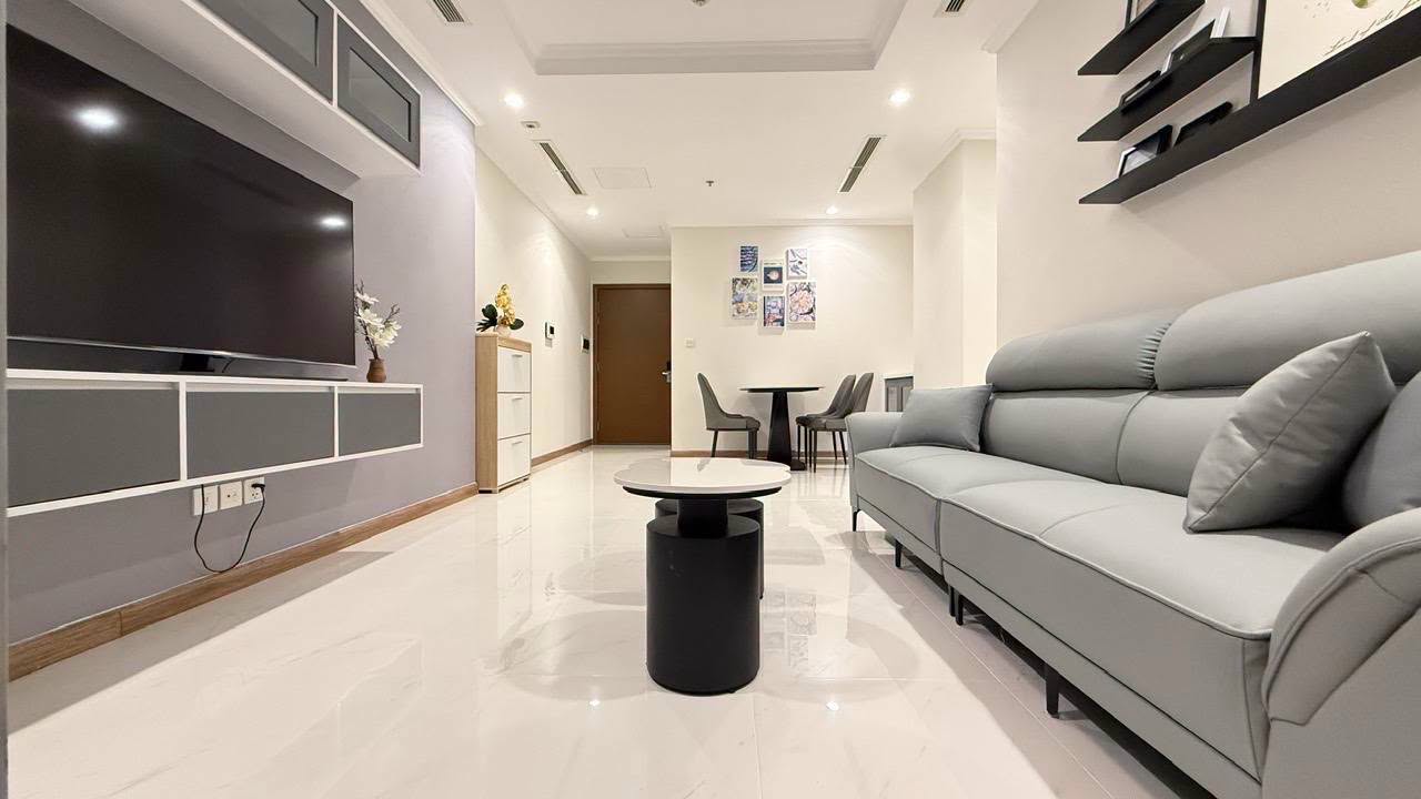 Cho thuê căn hộ Bình Thạnh, căn hộ Vinhomes Central Park, 2PN, 88m2, giá thuê 31 triệu/tháng.
