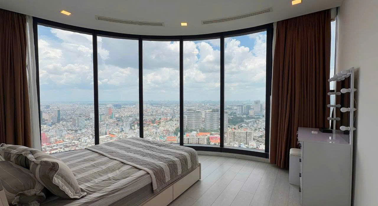 Cho thuê căn hộ Quận 1, căn hộ Vinhomes Golden River, 3PN, 105m2, giá thuê 45 triệu/tháng.