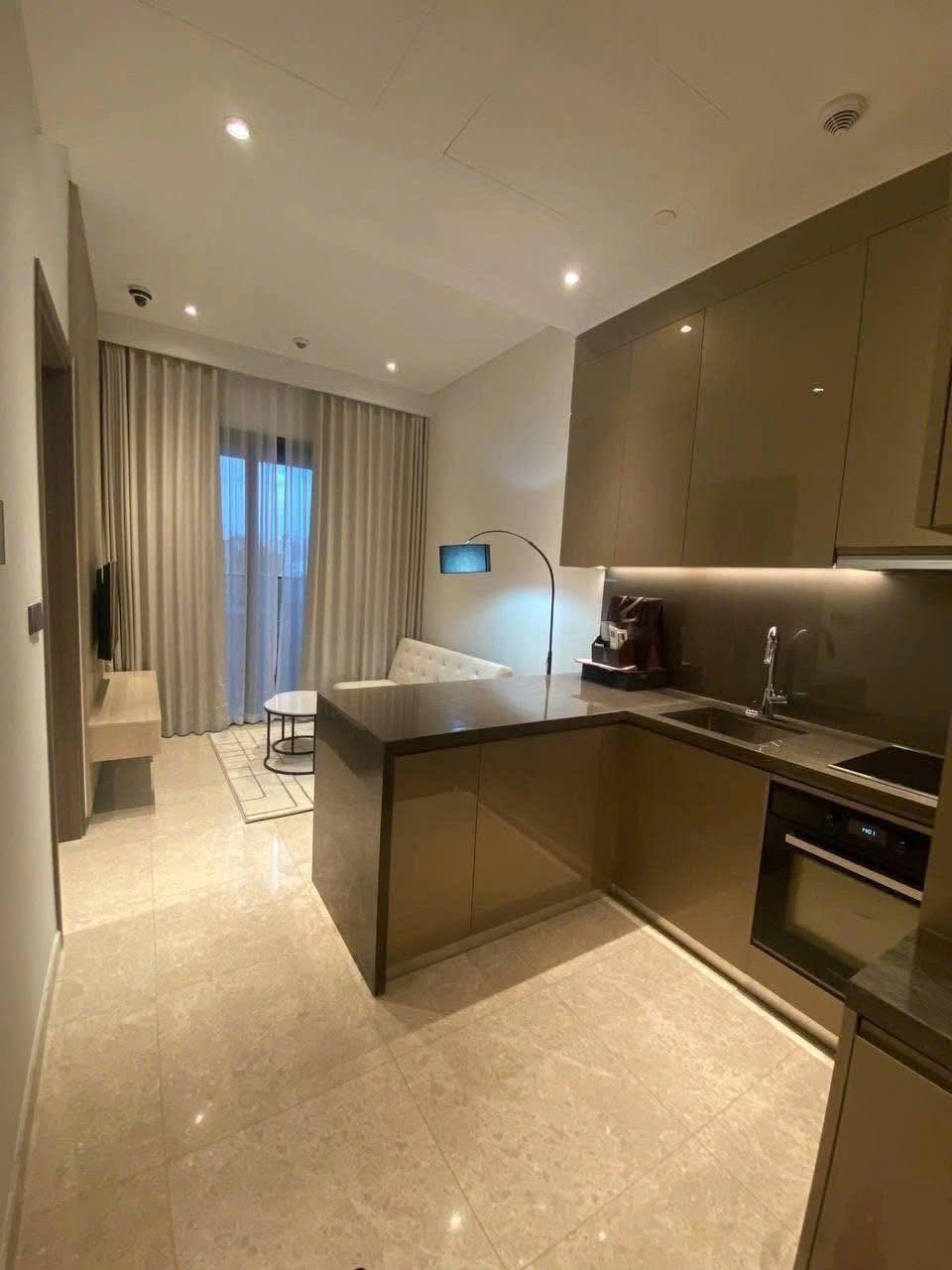 Cho thuê căn hộ Quận 1, căn hộ The Marq, 1PN, 49m2, giá thuê 27 triệu/tháng.