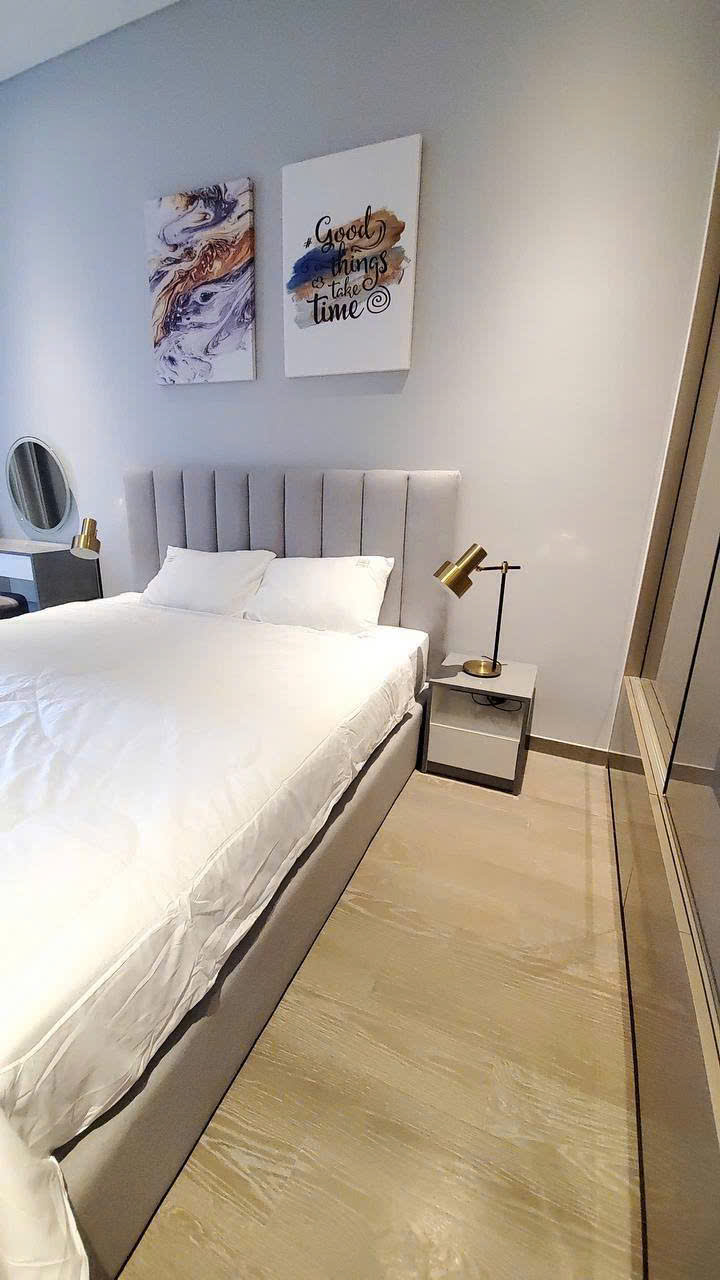 Cho thuê căn hộ Quận 1, căn hộ The Marq, 3PN, 77m2, giá thuê 47 triệu/tháng.