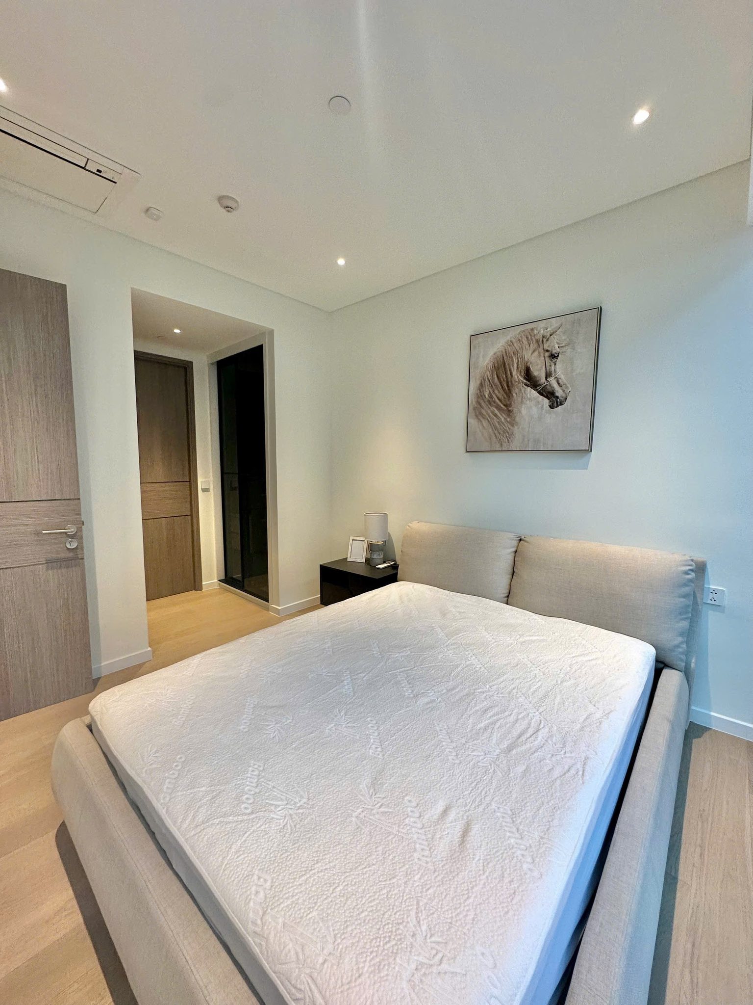 Cho thuê căn hộ Quận 2, căn hộ The Metropole Thủ Thiêm, 1PN, 50m2, giá thuê 40 triệu/tháng.