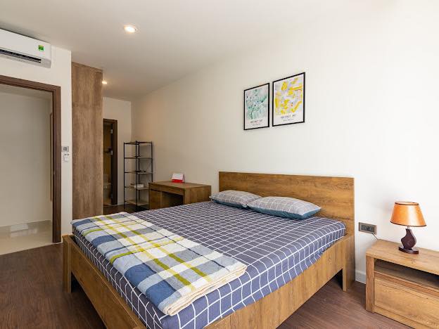 Cho thuê căn hộ Quận 4, căn hộ Sài Gòn Royal, 2PN, 81m2, giá thuê 22 triệu/tháng.